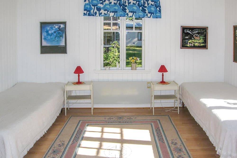 3 bedroom lovely home in Borrby in Österlen
