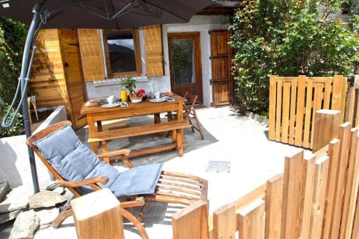 Gîte pour 4 personnes, avec terrasse, animaux acceptés à Puy-Saint-André