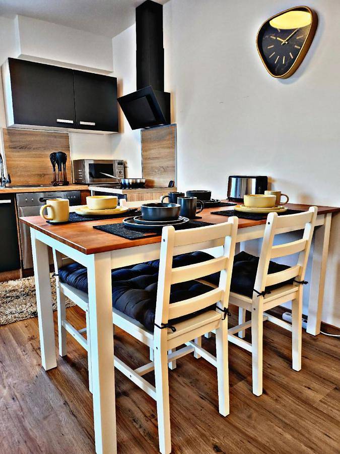 Appartement entier, Lions Place Premium Apartments Comfort optionaler Zugang zum Spa- Bereich in Heidenheim, Région de Stuttgart