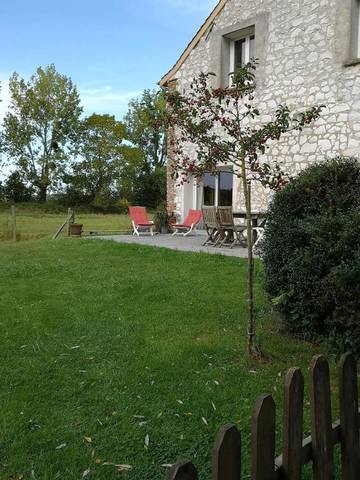 Gîte pour 5 personnes, avec vue et jardin à Saint-Josse