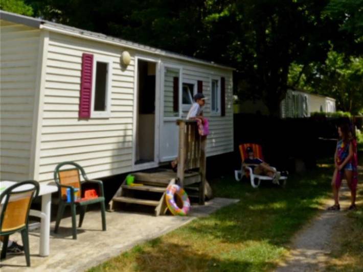 Mobil home pour 4 personnes, avec Bassin pour enfant à Pont-de-Salars