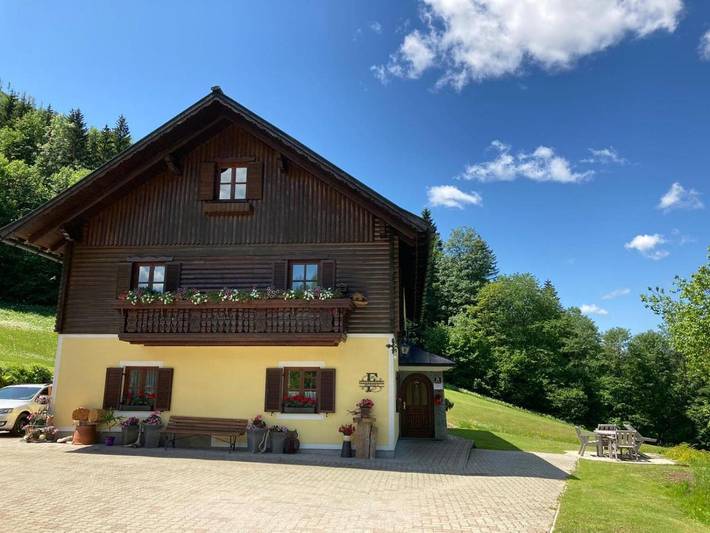 Ferienwohnung für 4 Personen, mit Garten und Ausblick