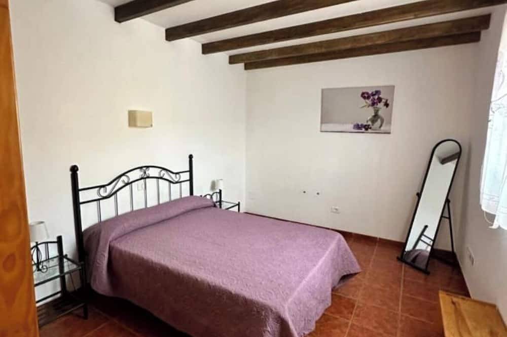 Entire cottage (wifi, pool and private barbecue) in Gáldar, North Gran Canaria