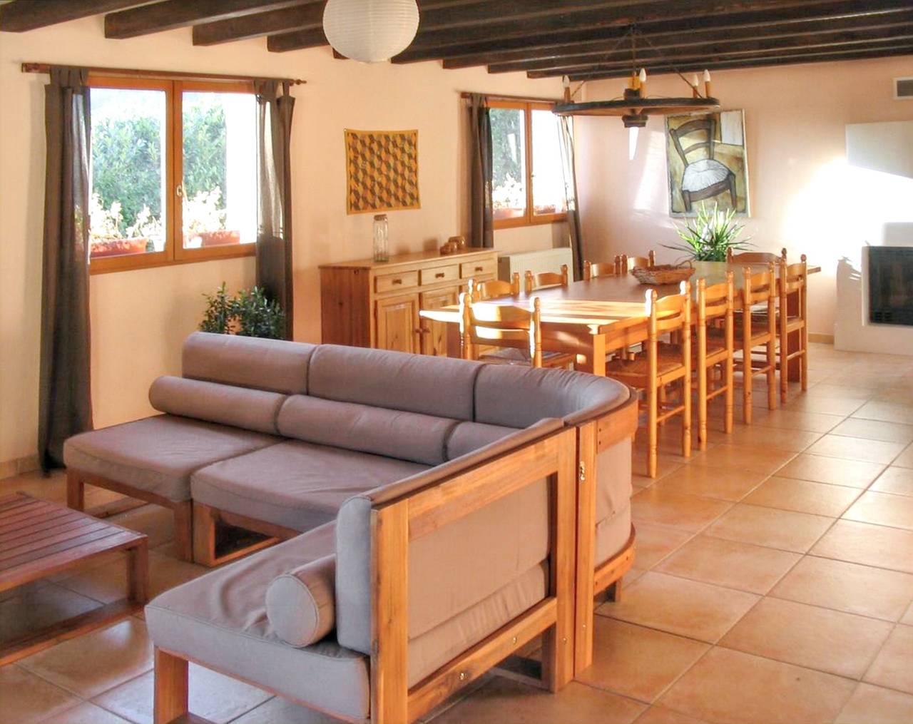 Geräumige Villa mit Pool in Rocher 180 m² 10 Personen. in Rocher, Parc naturel régional des Monts d'Ardèche