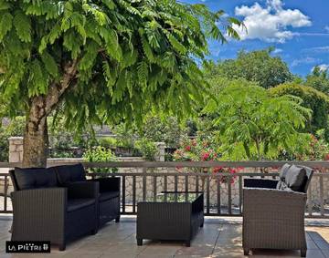 Gîte pour 3 personnes, avec vue ainsi que terrasse et jardin dans Međugorje