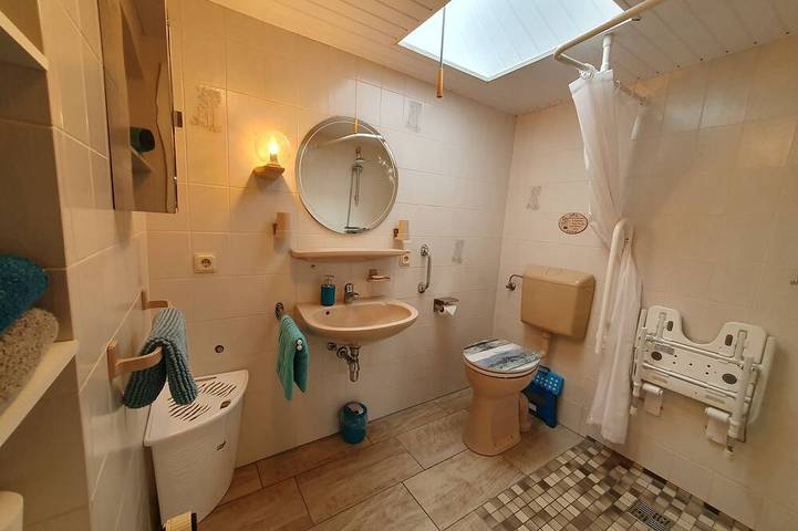 Ganze Wohnung, Ferienwohnung Kanalblick 35520 - Ferienwohnung Kanalblick in Uplengen, Landkreis Leer