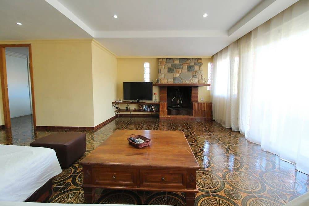 House with private pool and barbeque in Polop, Costa Blanca