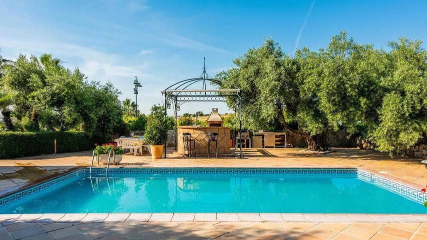 Chalet para 10 personas, con piscina y terraza - 1