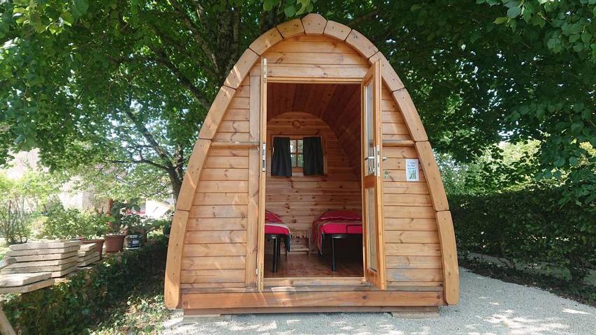 Location de vacances pour 4 personnes, avec vue ainsi que jardin et terrasse à Asnières-sur-Vègre - 3