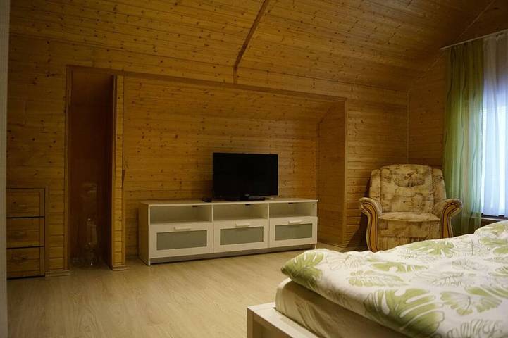 Ferienhaus für 8 Personen, mit Sauna und Garten in Peißenberg - 3