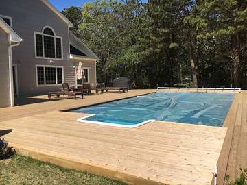 Vacation Home for 12 Guests in Westhampton, North Fork, Picture 1