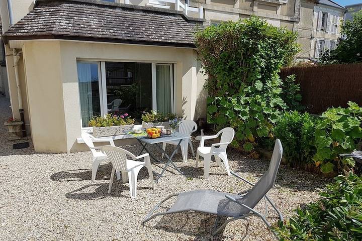 Apartamento entero, Apartamento junto a playa en Arromanches in Arromanches-les-Bains, Región de Bayeux
