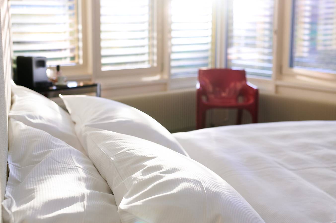 Hôtel Cip - Einzelzimmer mit Dusche/Wc in Tramelan, Naturpark Chasseral