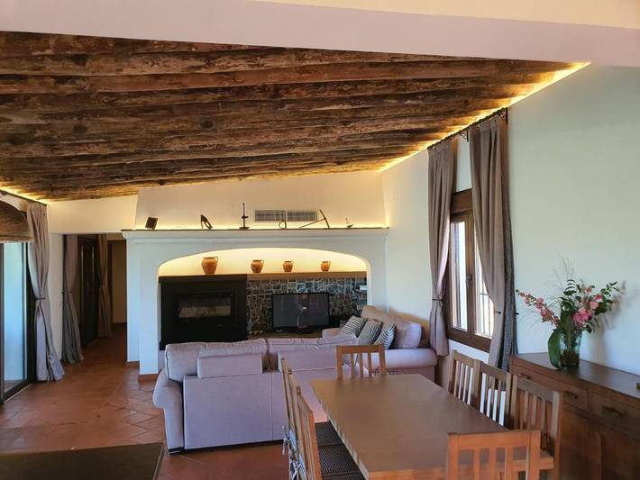 Casa de vacaciones para 6 personas, con piscina además de vistas y jardín en Provincia de Badajoz - 2