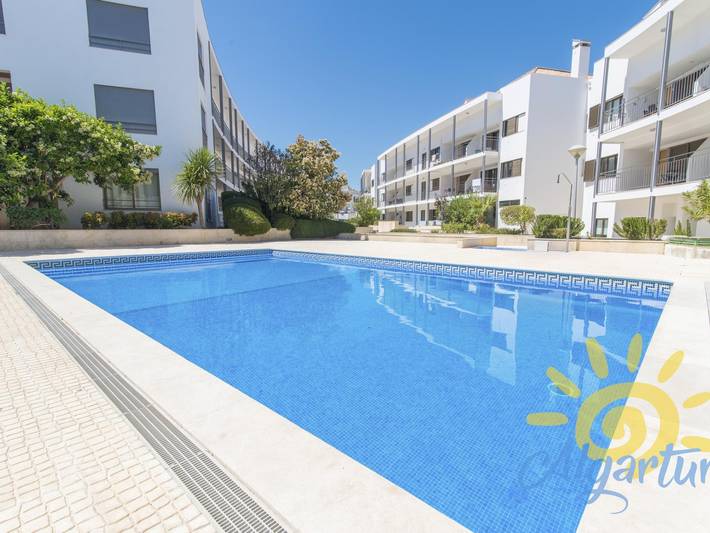 Appartement voor 8 personen, met Terras en Zwembad in Tavira