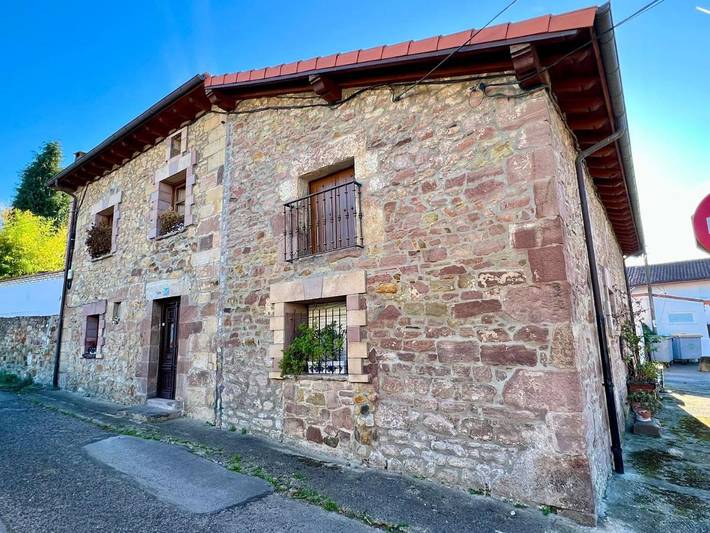 Location de vacances pour 8 personnes, avec vue et jardin à Torrelavega - 3