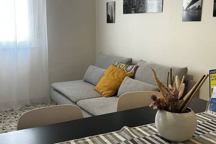 Location de vacances pour 5 personnes, avec balcon à Pompei