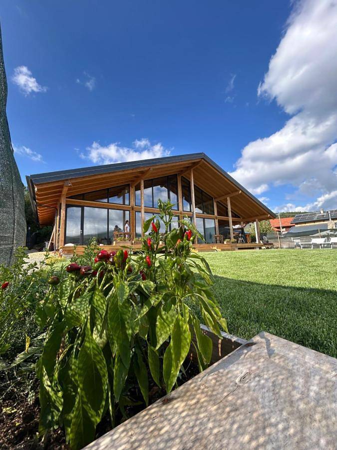 Maison d’hôte pour 2 personnes, avec vue et jardin ainsi que terrasse et vue sur le lac