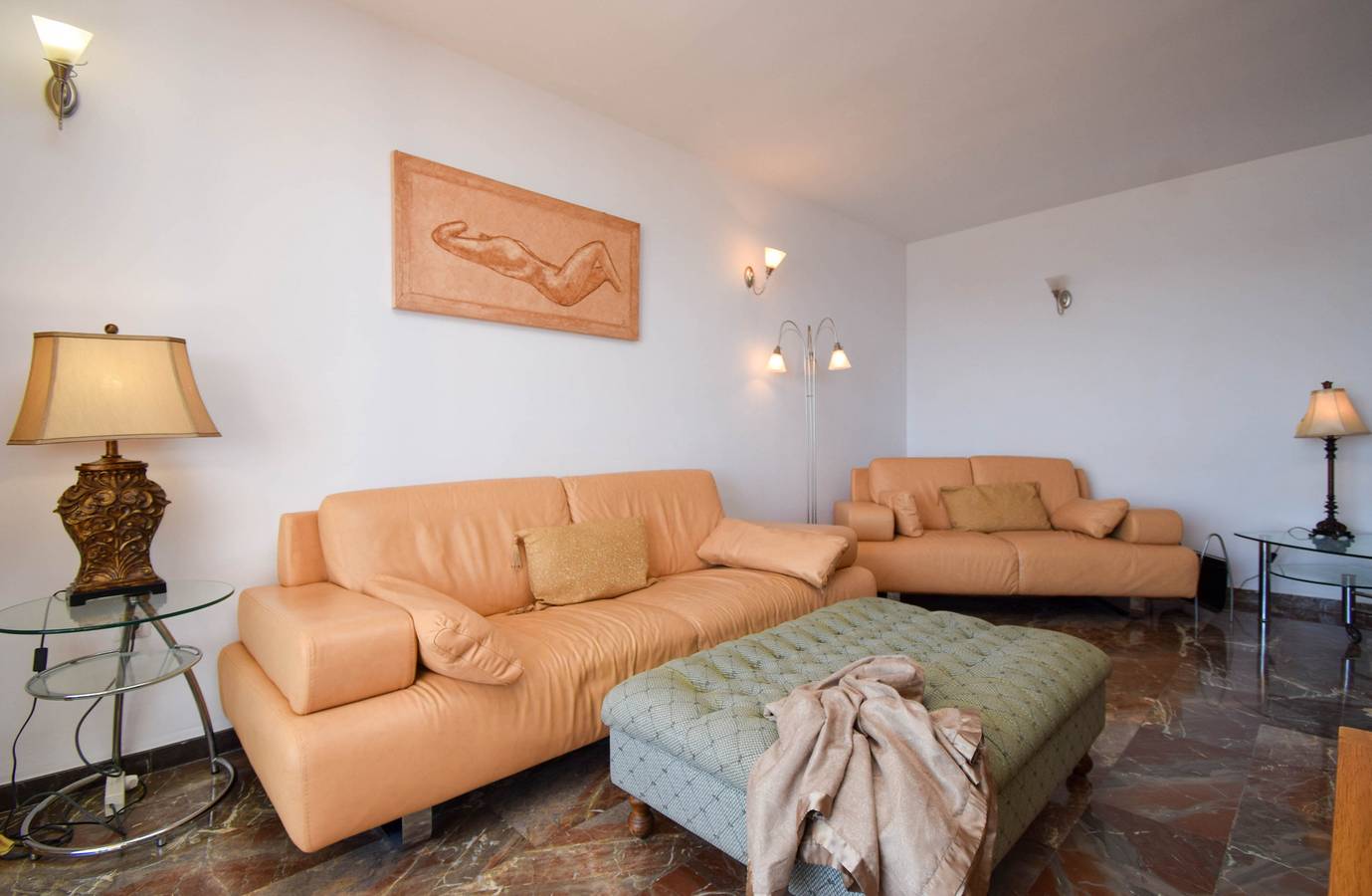 Entire apartment, Ref: 261 Apartment in Carvajal with big terrace and lovely sea views in Playa de Torreblanca, Fuengirola