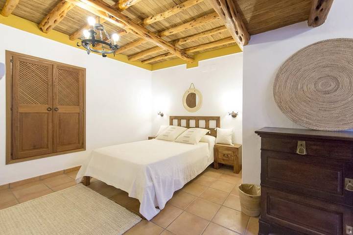 Gemütliche Finca in Santa Gertrudis - Ideal für Familien und Gruppen in Santa Gertrudis de Fruitera, Santa Eulària des Riu