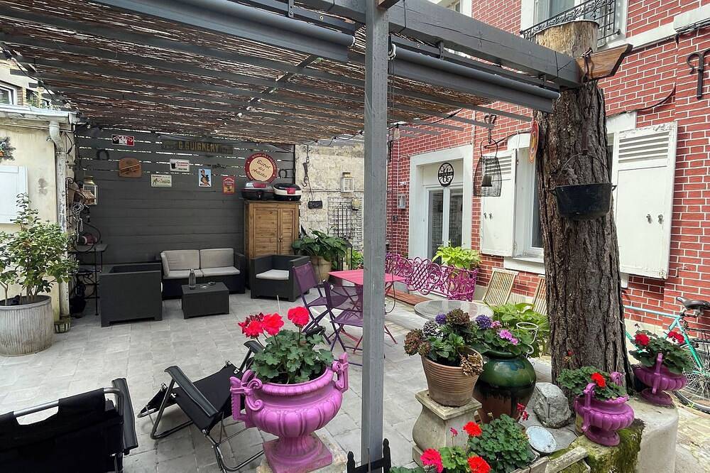 Appartement entier, Appart hôtel 'Studio Utrillo' in Le Vésinet, Yvelines
