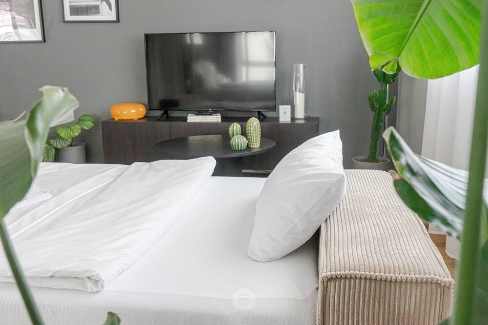 Apartamento entero, Perfect city center location, 107 sqm, directly at the opera house in suite flair with balcony! in Núremberg, Franconia