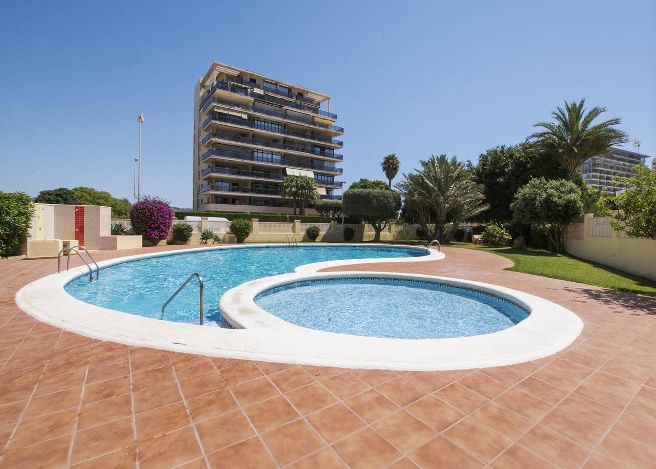 Entire apartment, A110 Edificio La Reina 8º 45 in Calpe, Costa Blanca