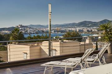 Chalet in Santa Eulària des Riu, Ibiza Este für 8 