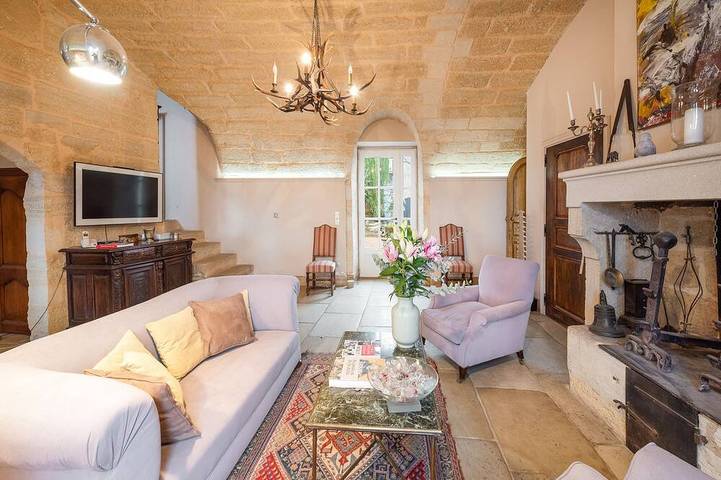 Château pour 11 personnes, avec jardin dans le Gard - 2