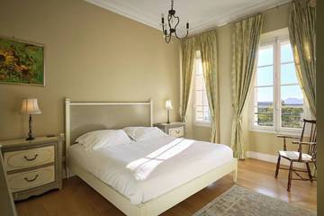 Château pour 36 Personnes dans Fréjus, Région de Draguignan, Photo 4