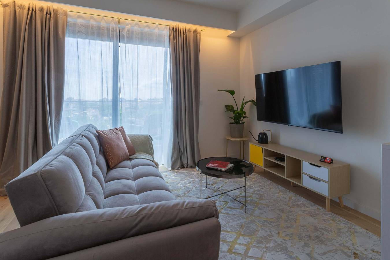 Premium Lisbon Residence | Pool, Gym & Parking, foto 11