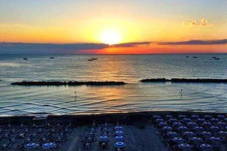 Gîte pour 4 personnes, avec vue à Cupra Marittima - 2