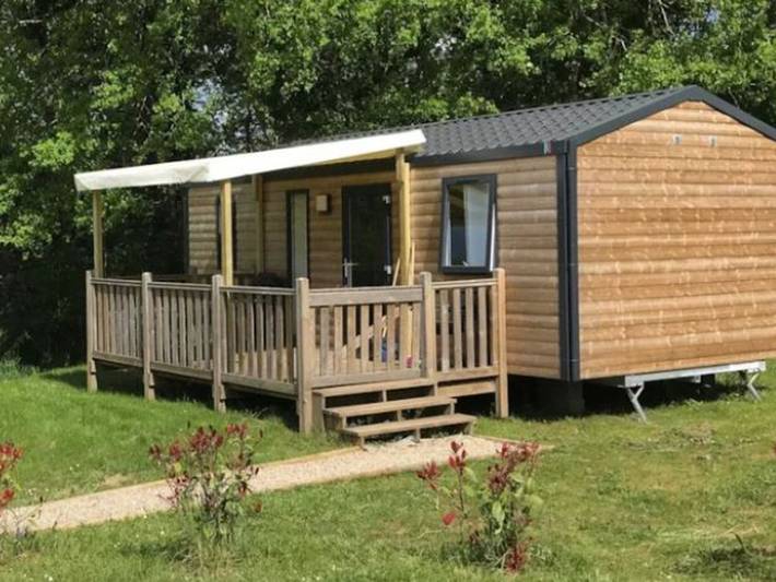 Mobil home pour 5 personnes, avec terrasse et piscine, animaux acceptés