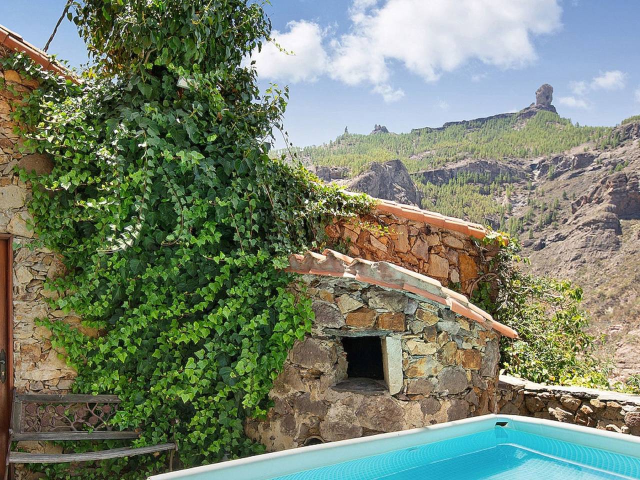 250 Jahre altes Steinhaus mit zwei Terrassen inmitten einer wunderbaren Naturla in Tejeda, Gran Canaria Norte