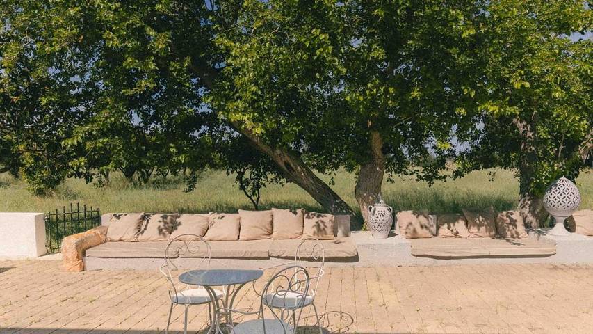 B&b per 3 persone, con piscina e panorama nonché giardino, con animali domestici a Sannicola