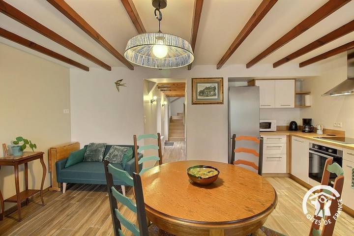 Gîte pour 4 personnes, avec Terrasse ainsi que Jardin et Vue à Le Quillio
