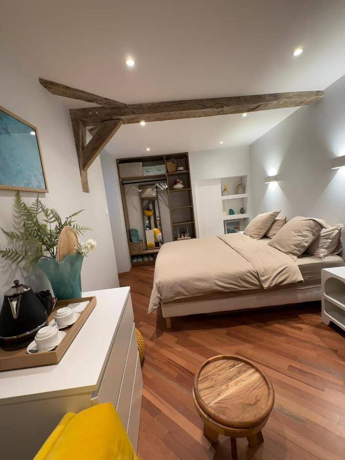 Appartement de vacances entier, Chambre privée de La Valette avec salle de bain in Domagné, Fougères-Vitré