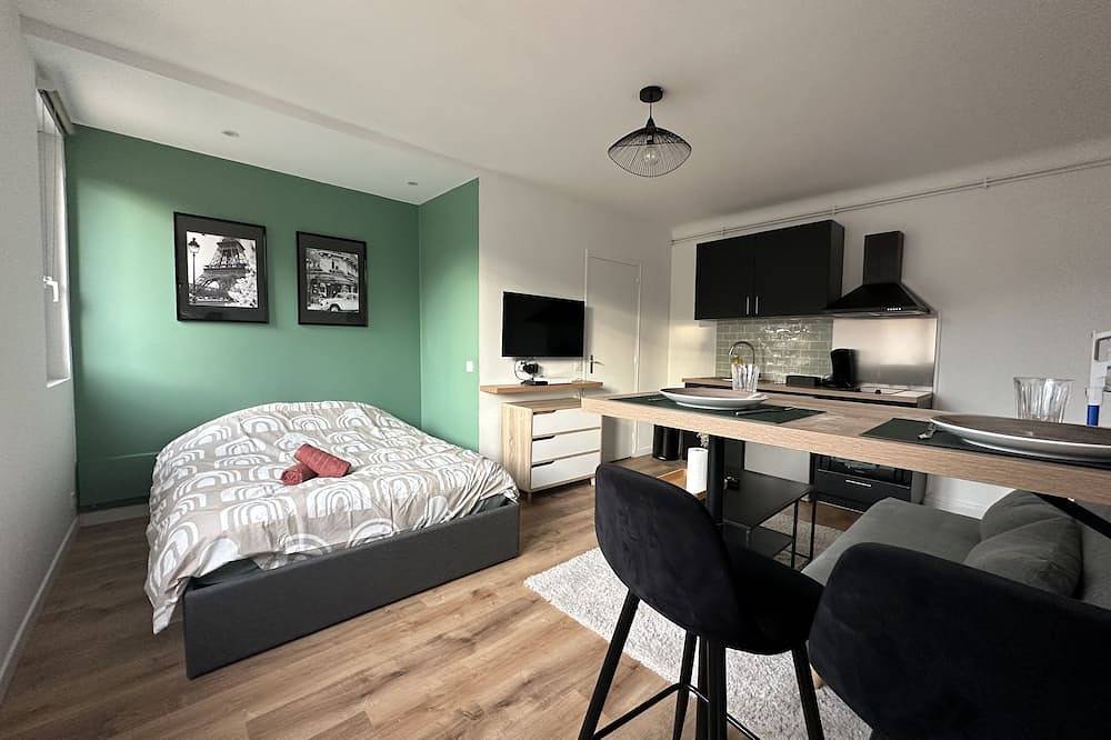 Apartamento entero, Studio 25m2 Rénové Proche Métro - Parking Privé in Maisons-Alfort, Valle del Marne