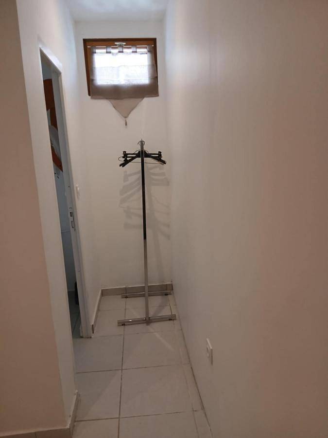 Gîte pour 3 personnes, avec terrasse à Port-Saint-Louis-du-Rhône - 3