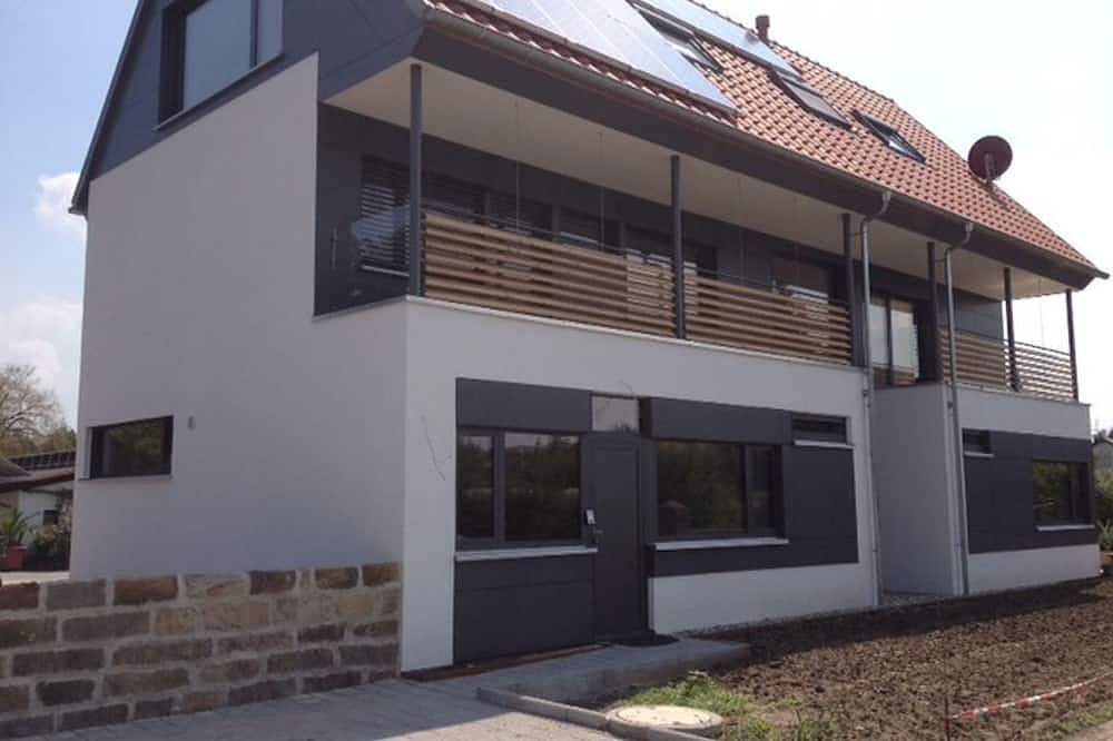 Ganze Wohnung, Kirchner Fewo/Weingut - Burgstraße - Fewo Burgstraße in Freinsheim, Pfälzer Rheinebene