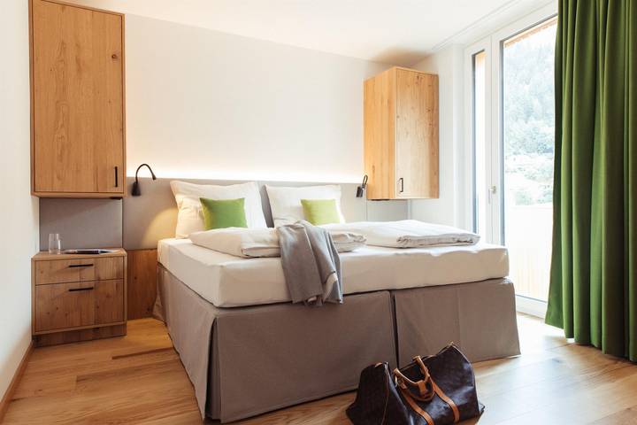 Ganze Ferienwohnung, Deluxe Familienapartment 2Sz mit Stockbett in Hochoetz, Oetz