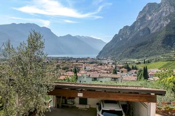Vakantieappartement voor 5 Personen in Riva del Garda, Garda Bergen, Afbeelding 1