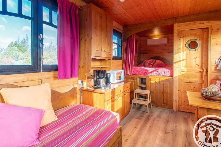 Gîte pour 4 personnes, avec terrasse et piscine dans Lys-Haut-Layon - 3