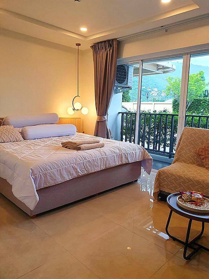 Appartement de vacances pour 2 personnes, avec piscine et vue ainsi que balcon et sauna