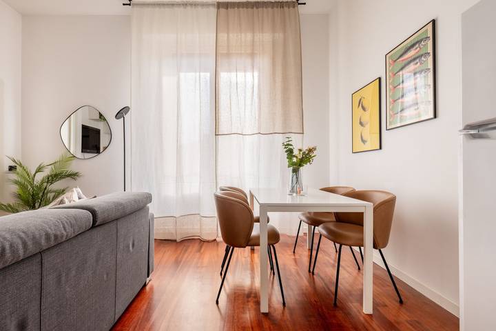 Entire apartment, Garibaldi - Modern 1 Br in Brera by Rentopolis in Milan, Milan Province
