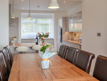 Holiday Rental for 10 People in Exmouth, Devon, Photo 2