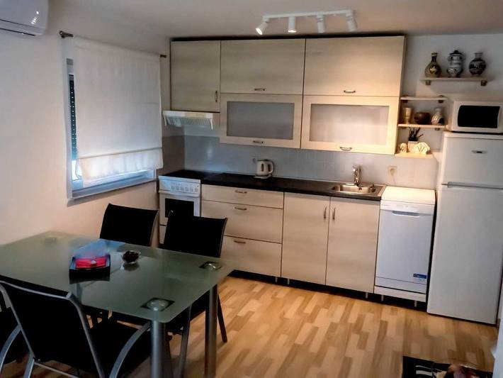 Ferienwohnung für 4 Personen, mit Balkon in Silo (Krk) - 3