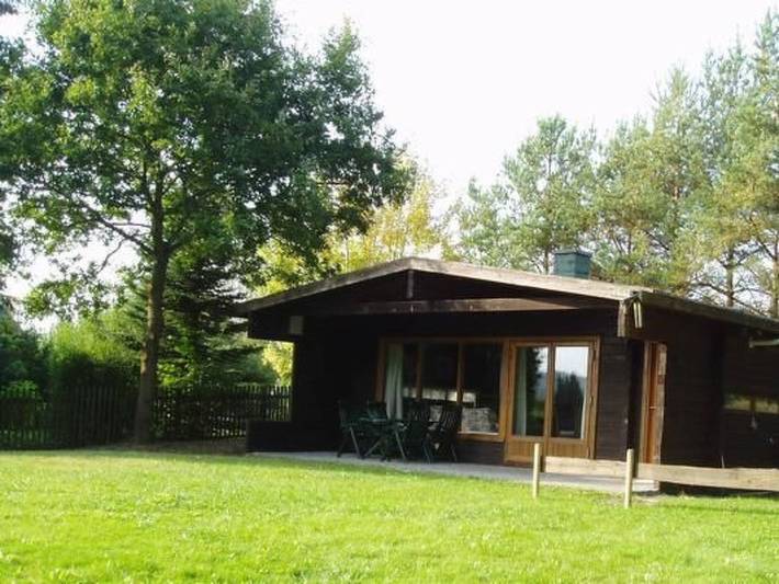 Ferienhaus für 5 Personen, mit Terrasse und Garten sowie Ausblick in Ulmen