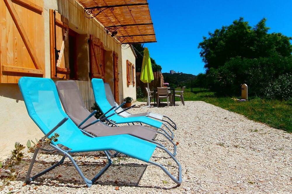 Saisonvermietung auf dem Land, 5 Minuten von allen Geschäften und 10 Minuten von Isle sur la Sorgue entfernt in Le Thor, Vaucluse