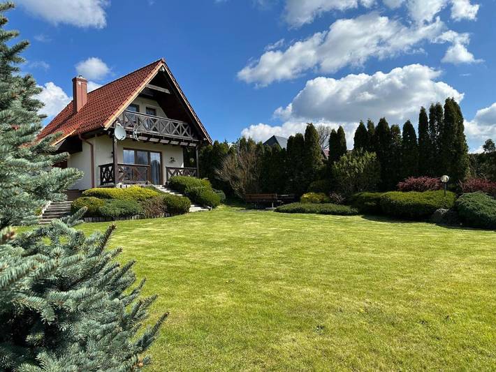 Ferienhaus für 9 Personen, mit Whirlpool und Garten - 1